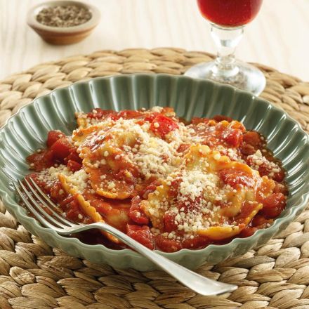 Bolognese Ravioli with Arrabbiata Sauce