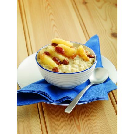 Apple&#44; Sultana and Cinnamon Porridge
