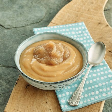Pur&#233;ed Spiced Apple and Custard